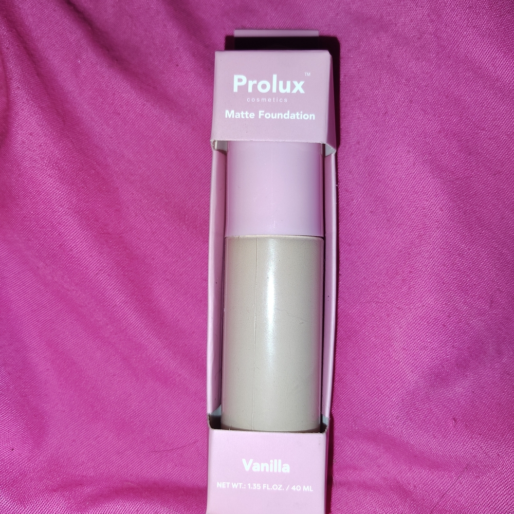 Matte Foundation - Cream Vanilla